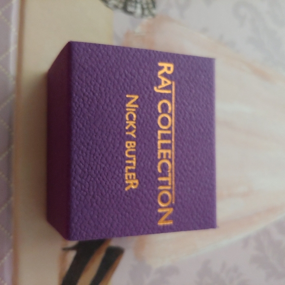 Ring - Picture 7 of 7